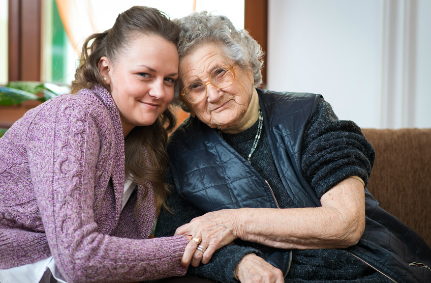 Sfaturi pentru îngrijirea bătrânilor cu Alzheimer și demență